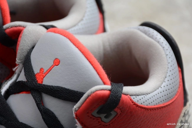 Rep CK5692-600 3 Jordan Cement Red Air 0704